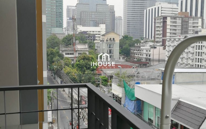 Klass Condo Silom