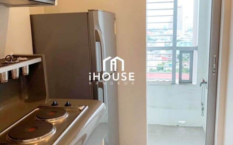 Q. House Condo Sathorn