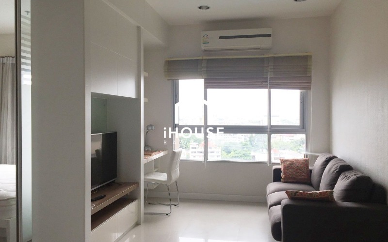 Q. House Condo Sathorn