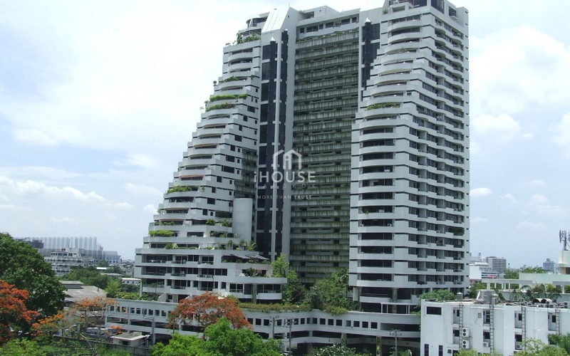 Supalai Place