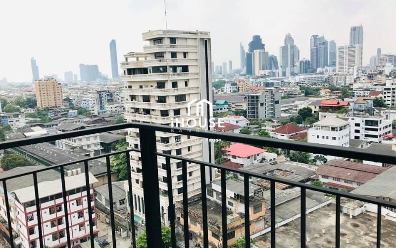 Bangkok Horizon Sathorn