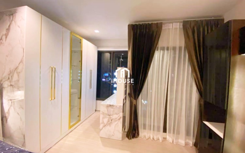 LIFE Asoke - Rama 9