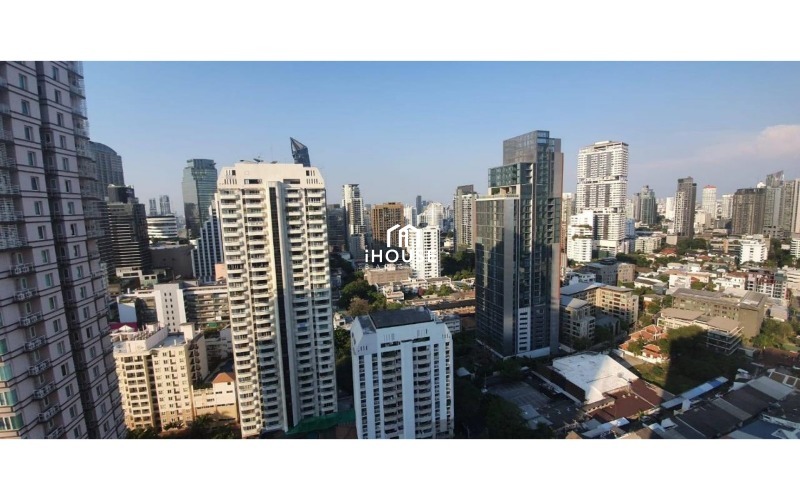 Condo One X Sukhumvit 26