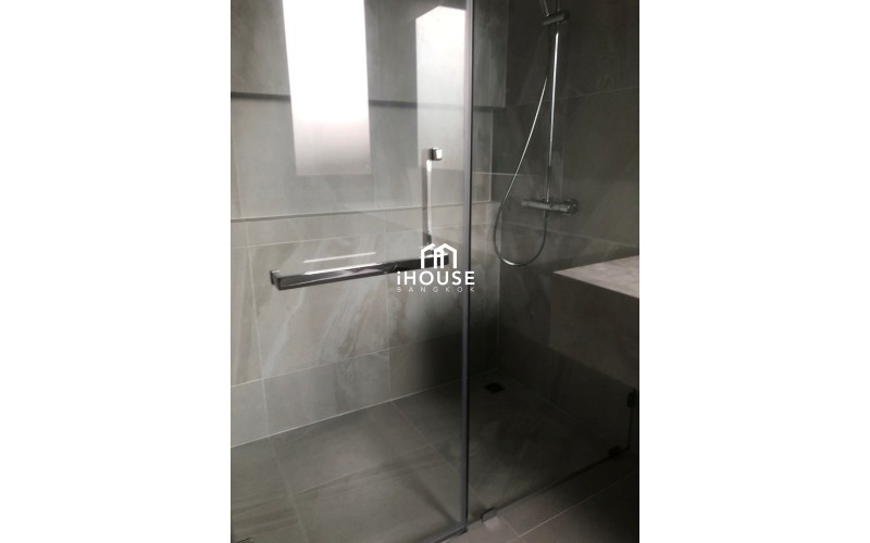 Baan klang muang classe sukhumvit 77