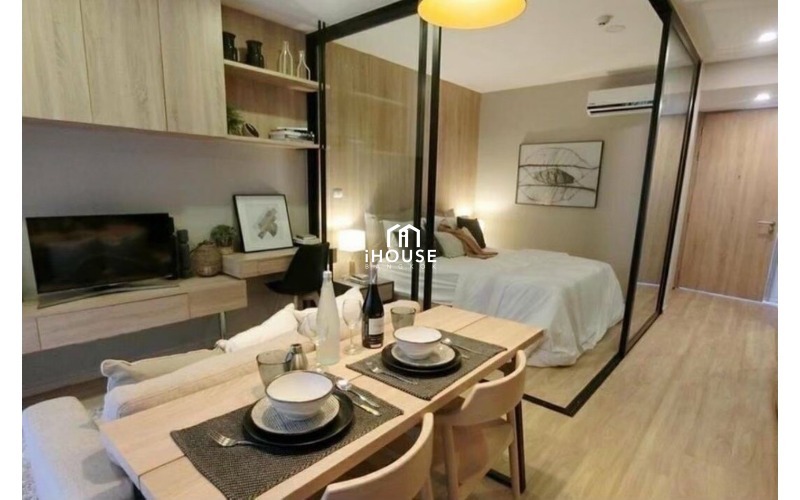 Blossom Condo @ Sathorn - Charoenrat