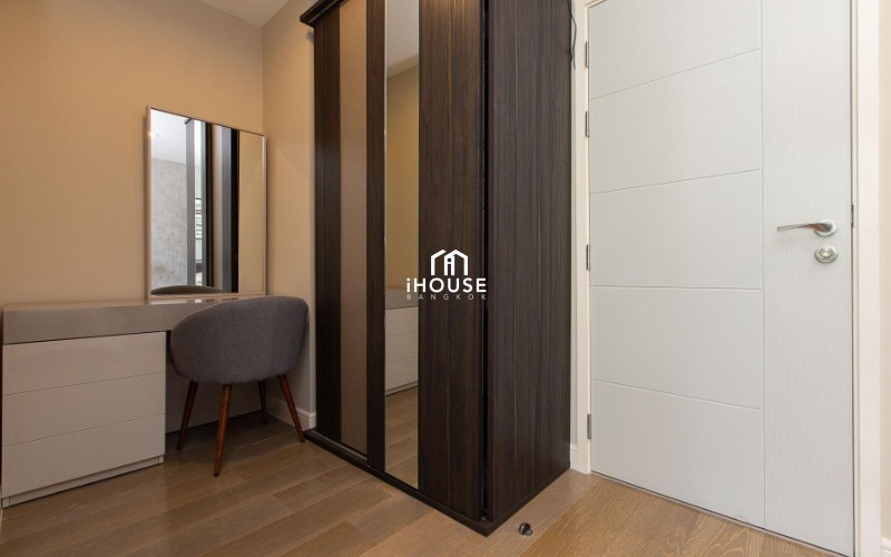 The Crest Sukhumvit 24