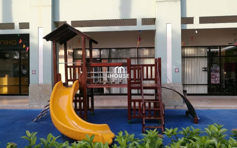 Lumpini Place Narathiwas - Chaopraya