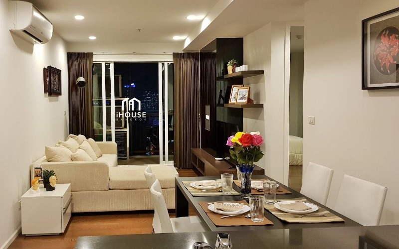 15 Sukhumvit Residences